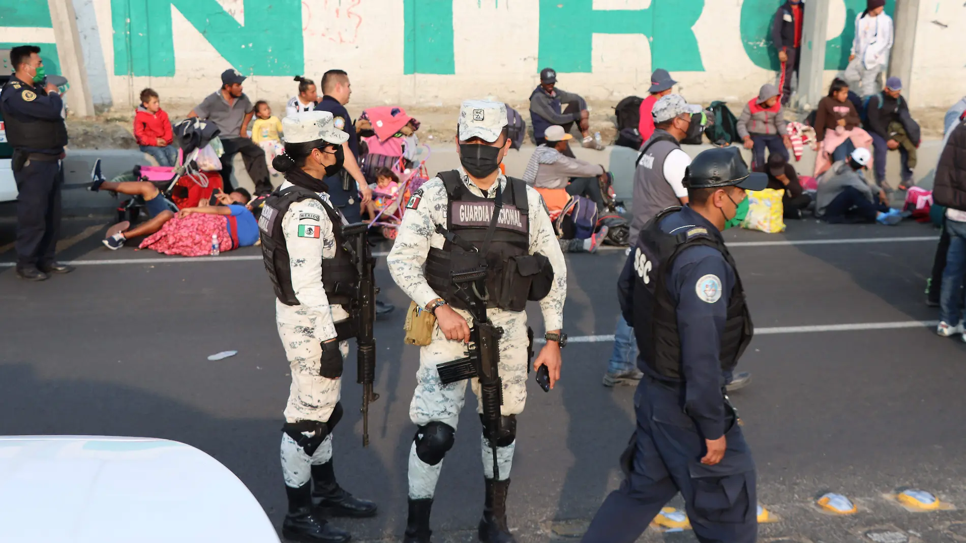 MIGRANTES AUTOPISTA MEX-PUEBLA (396)